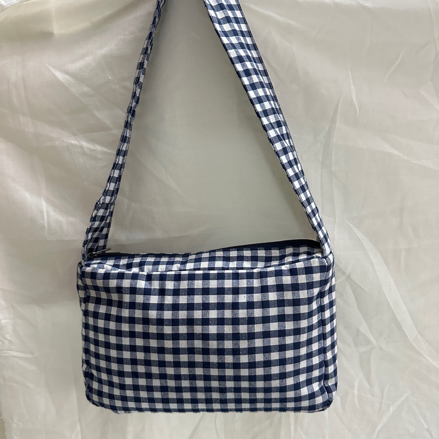 CHEQUERED SHOULDER BAG