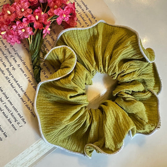 OLIVE LINEN SCRUNCHIE