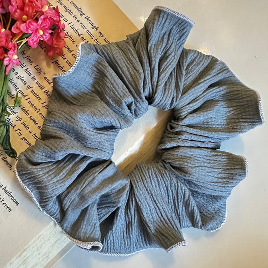 GREY LINEN SCRUNCHIE