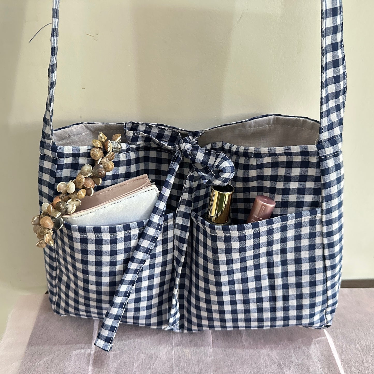 THE DAILY CHECKMATE HANDBAG